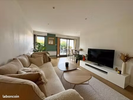 bel appartement meublé t2 bis saint ismier village