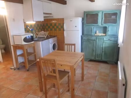 studio meublé de 27m2 au calme