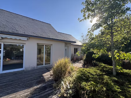 ***maison familiale - st jean de linieres***
