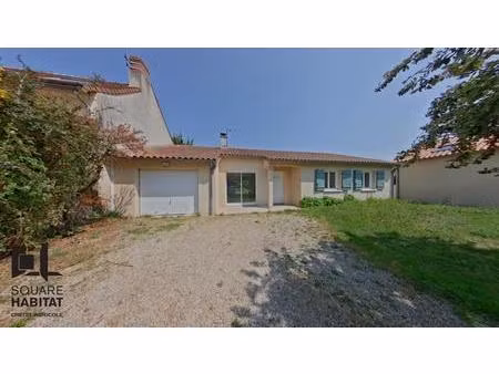 scorbe clairvaux - maison avec jardin et garage