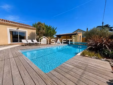 villa aux belles prestations avec piscine proche du centre-ville