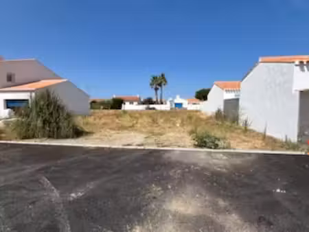 noirmoutier-en-'ile - l'herbaudière. terrain à bâtir viabili