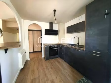 appartement 74m² - 3 pieces - 2 logias - cave