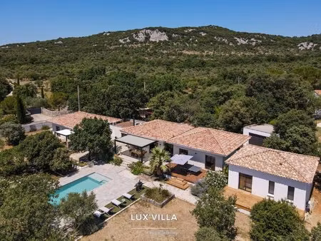 superbe propriété contemporaine de plain-pied - pic saint-loup.