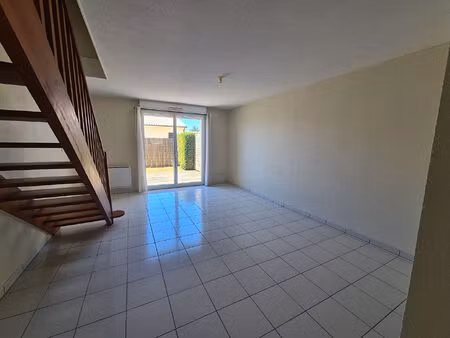 maison 3 pièces 65 m² à louer les billaux 33500 ? | era immobilier