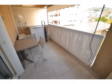 location meublée appartement 2 pièces 38.08 m² à vallauris (06220)  860 €
