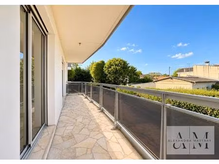 appartement t2 avec terrasse de 14 m²  cellier et parking