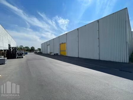 surface industrielle à louer à kleine pathoekeweg 40 bruges (rbw51661)