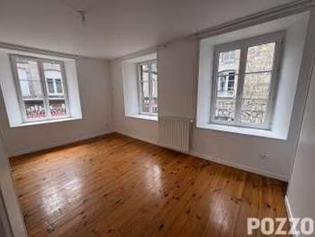 location appartement 5 pièces à saint-pierre-église (50330) : à louer 5 pièces / 104m² sai