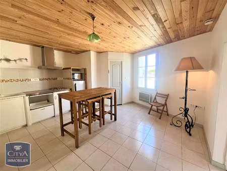 appartement à louer 2 pièces 27 m² - savigny-en-véron (37) - 410€
