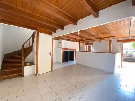 vente maison 4 pièces 81 m² à caussade (82300)  120 000 €