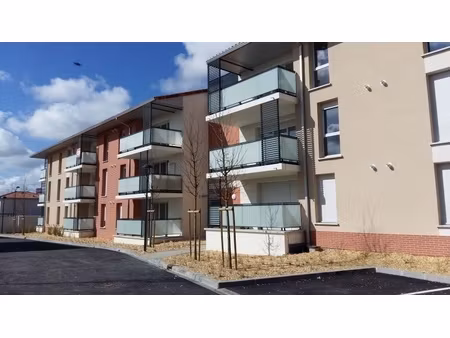 location appartement 3 pièces 62m² gratentour 31150
