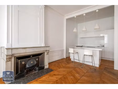 appartement à louer 4 pièces 98.25 m² - lyon (69) - 1 790€