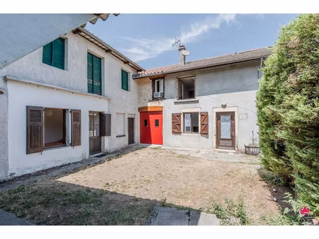 vente maison 2 pièces 38.11 m² à montceau (38300)  139 000 €