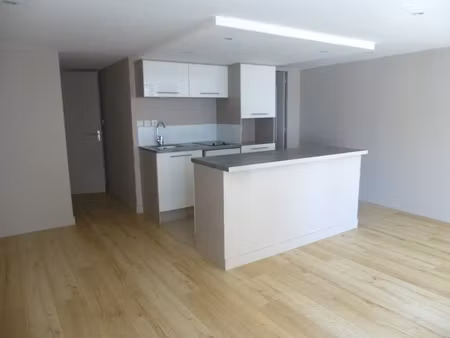 location appartement 2 pièces 39m² le puy en velay 43000