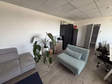 location local professionnel 33m² chazay d azergues 69380