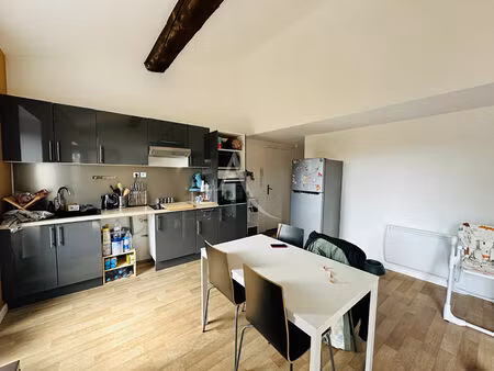 appartement renove a carcassonne avec terrasse