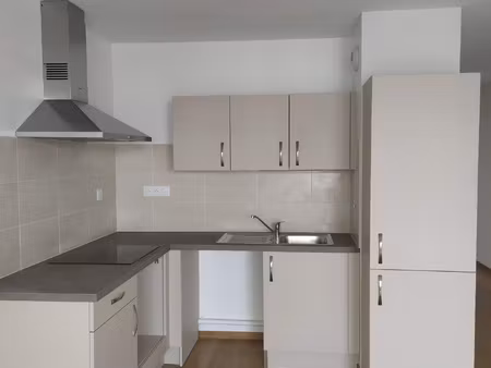 location appartement 2 pièces 44m² clermont ferrand 63000