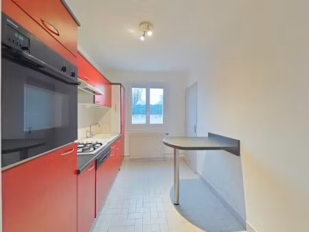 location appartement 3 pièces 76m² romans sur isere 26100