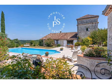 achat maison 8 pièces 210m²