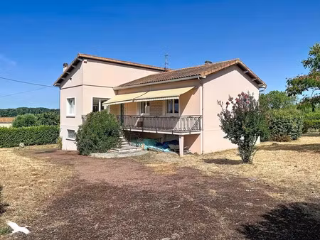 vente maison 6 pièces 178 m² à nersac (16440)  210 396 €