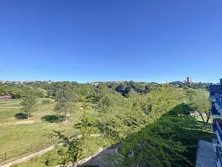 appartement juvignac 2 pièces 37 m² avec parking et vue sur le golf