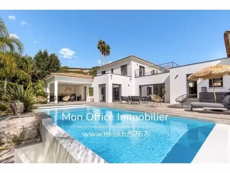 maison fréjus - 7 chambres - 285m²