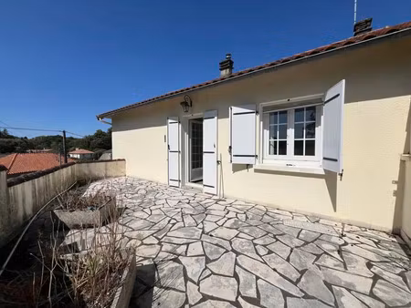 vente maison 4 pièces 64 m² ruffec (16700)