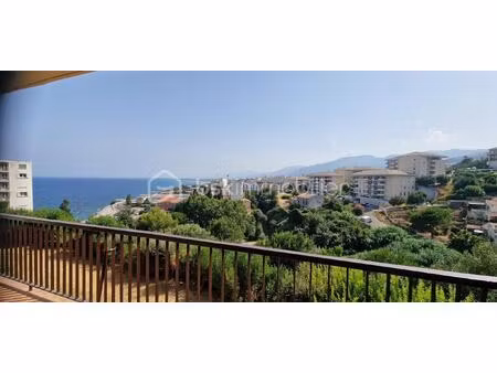 appartement de 74 m² à bastia