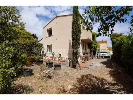 maison traditionnelle de 82 25 m² à saint-nazaire-d'aude