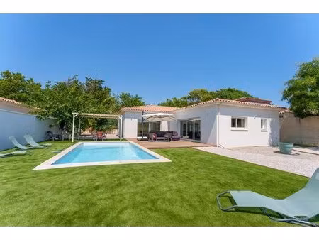très belle villa neuve de plain-pied à vic-la-gardiole calme a