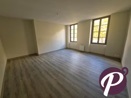 location appartement 3 pièces 53m² bergerac 24100