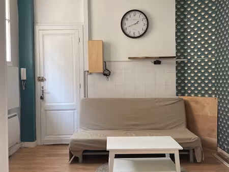 location appartement 1 pièce 28m²