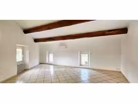 location appartement 3 pièces 68m² gonfaron 83590