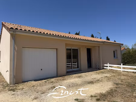 location maison 4 pièces 90m² cisse 86170