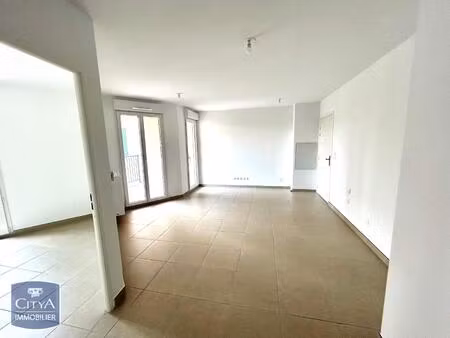 location appartement 2 pièces 38m² port de bouc 13110