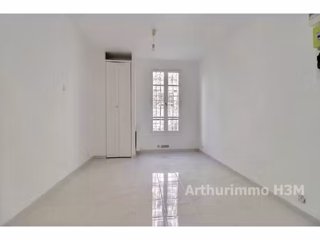 location appartement 1 pièces 19 m2 à paris 18