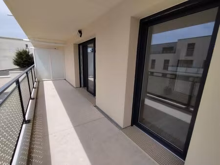 à louer – appartement t2 neuf avec balcon – chartres