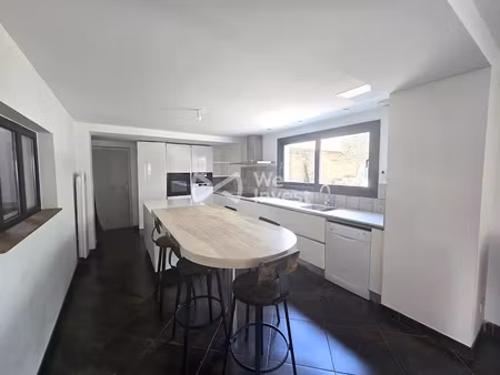 vente maison 9 pièces 250 m² à castelsarrasin (82100)  250 000 €