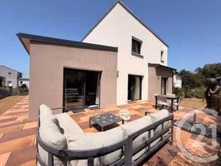 vente maison à granville (50400) : à vendre / 127m² granville