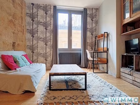 appartement t2 en duplex meublé en plein coeur de bordeaux