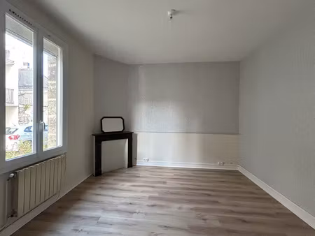 echoppe- t2 avec petit exterieur- nansouty