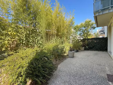 vente appartement 3 pièces  52.30m²  la rochelle