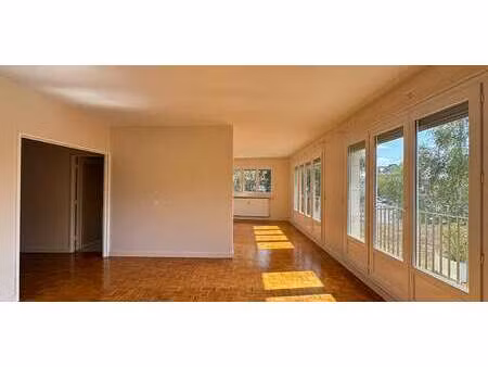 appartement avec terrasse reims (51)