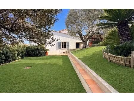 villa de 3 chambres de luxe en vente saint-tropez  france