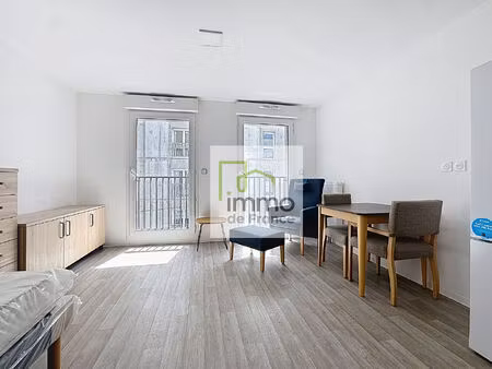 location appartement 1 pièce 30m²