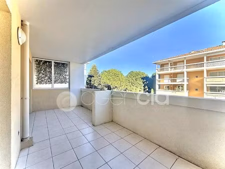 cannes grand parc - 2 pièces avec terrasse et parking