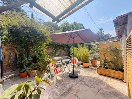 appartement t2 avec terrasse et jardin clos