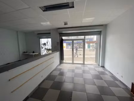 vente commerce 108 m² brest (29200)