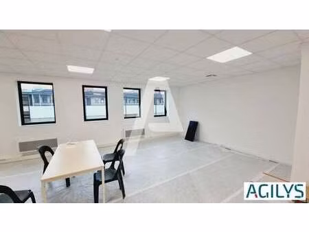 location local d’activités fresnes 94260 346m²